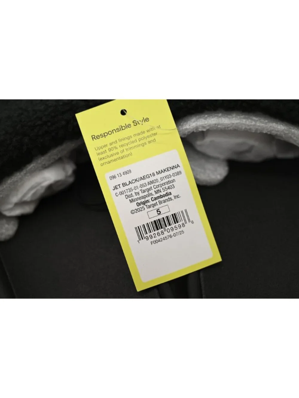 NWT All In Motion Makenna Faux Sherpa Slides Sz 5 Jet Black Slip On Sandals